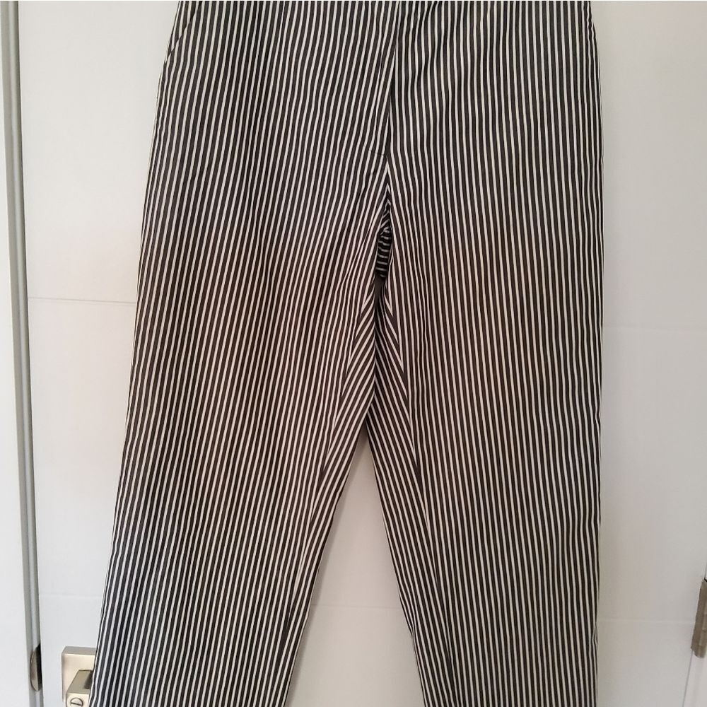 Brooks Brothers Women's Vertical Stripes Pants Size 4